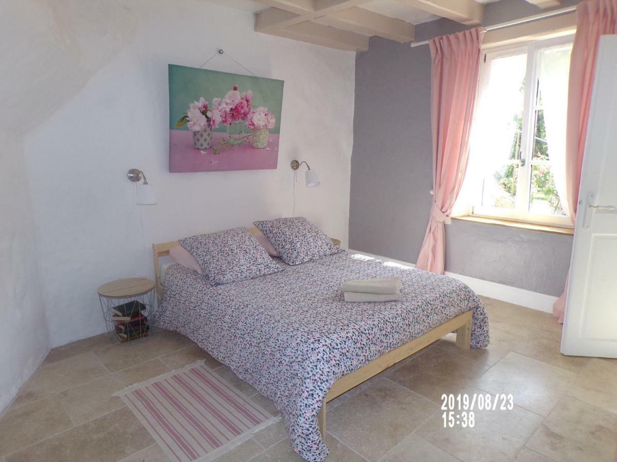 Holiday home Le Troglo Des Renaudieres *